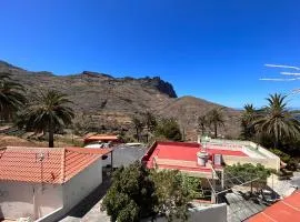Alquilaencanarias Plaza de Alojera 2