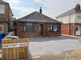 No 1 Chestnut Grove, pet-friendly hotel in Withernsea