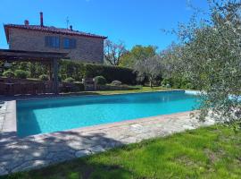 Podere Il Trebbio, porzione di villa, hotell i Gaiole in Chianti