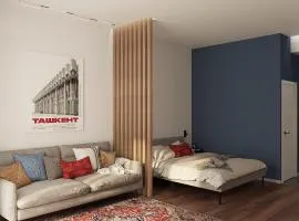 Blueloft 52 I Tashkent Apartment with Balcony