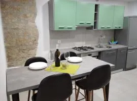 Apartman Lari