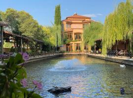 Rritja e Koranit, hotel v destinaci Pogradec