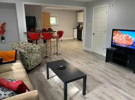 Entire Condo Minutes from Niagara Falls (USA)