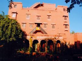 ๋น์นด๋ค๋ฅด์ ์์นํ ํธํ
Bhairon villas