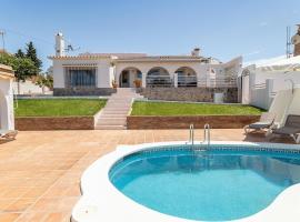 CASA VISTAS AXARQUIA, villa in Vélez-Málaga