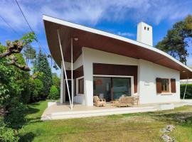 La maison des rives de Saint Brice, hotel em Arès