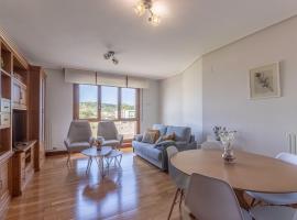 Confort junto a la Ría de Barakaldo, apartment sa Barakaldo