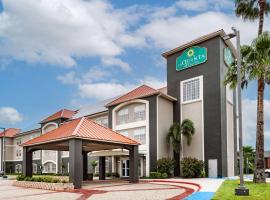 La Quinta Inn & Suites by Wyndham Pharr RGV Medical Center，法爾的飯店