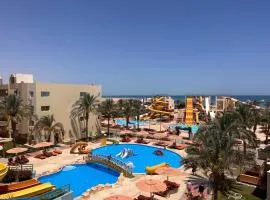 Azur Dream by the Sea