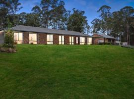 Kangoo - Peacefull tree lined property, wildlife, holiday home in Mount View