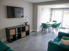 Wave Stays - Ground Floor Apartment, khách sạn biển ở Cleveleys