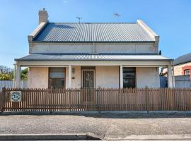 Captains Quarters Goolwa, hišnim ljubljenčkom prijazen hotel v mestu Goolwa