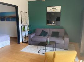 Le clos du Mesnil, Logement totalement indépendant, ξενοδοχείο σε Le Tourne