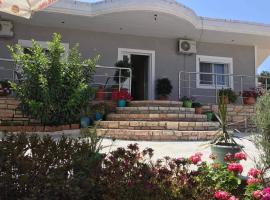 Nardi Guesthouse, villa in Ksamil