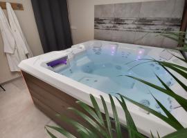 Gite La Cabiotte Nature et Spa, feriebolig i Sarcey