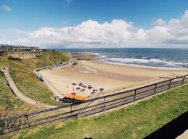 Tynemouth Seaside 3 Bed House Close to Beach/Bars/Restaurants - Parking Space Included, cottage in Tynemouth
