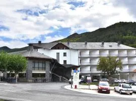 Hotel y Apartamentos SNÖ Isaba