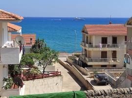 BILOCALE MAZZARELLI, casa vacanze a Marina di Ragusa