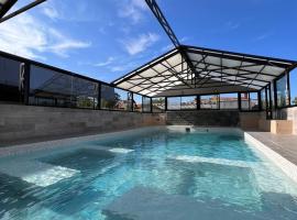 Hotel Algarrobo, ξενοδοχείο σε Merlo