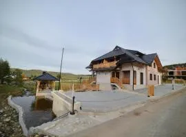 Gold Gondola Premium Apartments