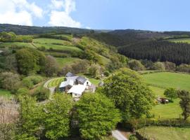 West Hollowcombe Farm, cottage in Dulverton