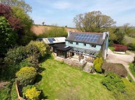 Ritson Farm - Large Traditional Farm House, casa en Totnes