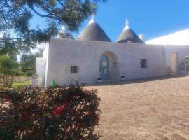 Trullo in vigna: Cisternino'da bir villa