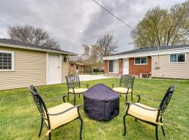 Family-Friendly Troy Vacation Rental with Fire Pit!, cottage in Troy