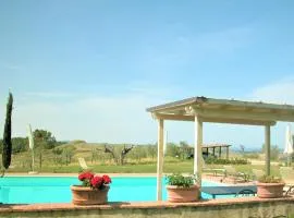 Apartment with shared rooftop pool
