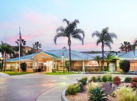 Residence Inn by Marriott Cypress Los Alamitos, khách sạn có hồ bơi ở Los Alamitos