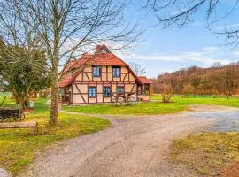 1 Bedroom Awesome Apartment In Sehlen