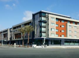 Residence Inn by Marriott San Francisco Airport Millbrae Station: Millbrae şehrinde bir otel