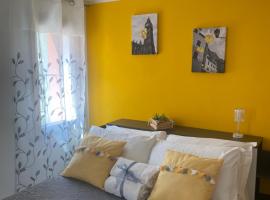 LAGUNA BLU Camera SOLE con terrazza panoramica in comune, guest house in Chioggia