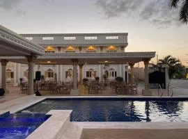 El Palacio Hotel & Resort