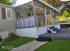 GH Vacances La Réserve โรงแรมในGastes