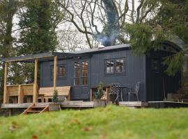 Shepherds Hut in countryside near Bath and Bristol – hotel w Bristolu