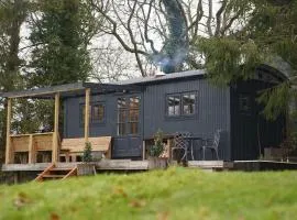 Shepherds Hut in countryside near Bath and Bristol