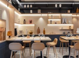 Courtyard by Marriott Paris Charles de Gaulle Central Airport, hotel v Roissy en France