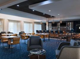 Courtyard by Marriott San Antonio Airport、サンアントニオのマリオットホテル