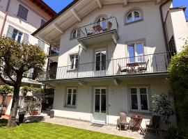 Garden Lodge, apartment in Stresa