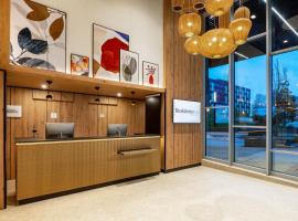 Residence Inn by Marriott Paris Charles de Gaulle Central Airport、ロワシー・アン・フランスにあるシャルル・ド・ゴール・エアポート・ターミナル 1 PER 駅の周辺ホテル