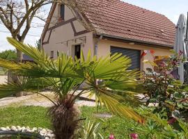 Gîte L'Albizia Saint Maurice, günstiges Hotel in Saint-Maurice-en-Rivière