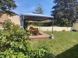 Gîte des Pleiades，Villemoirieu的B&B