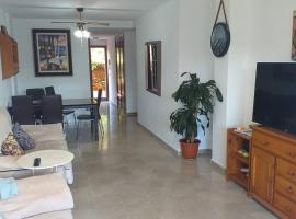 Planta baja cerca de la playa Casares Costa, apartamento en Casares