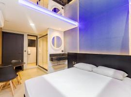 Drops Express Motel Curitiba, готель для побачень у місті Курітіба