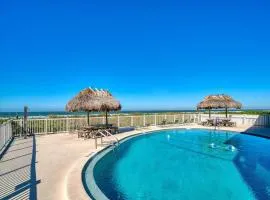 Chateau 6W Alluring Beachfront Condo