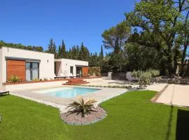 Beautiful Home In Sarrians With Outdoor Swimming Pool, Wifi And 3 Bedrooms