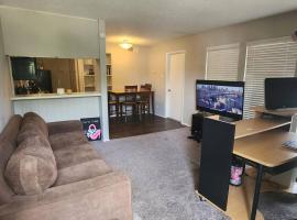 Five Minutes from At&t Stadium, Globe Life & More, apartment in Arlington