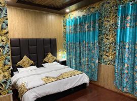RAAHAT PLAZA, hotel near Srinagar Airport - SXR, Srinagar