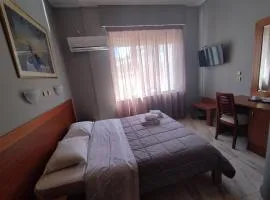 Piraeus Acropole Hotel